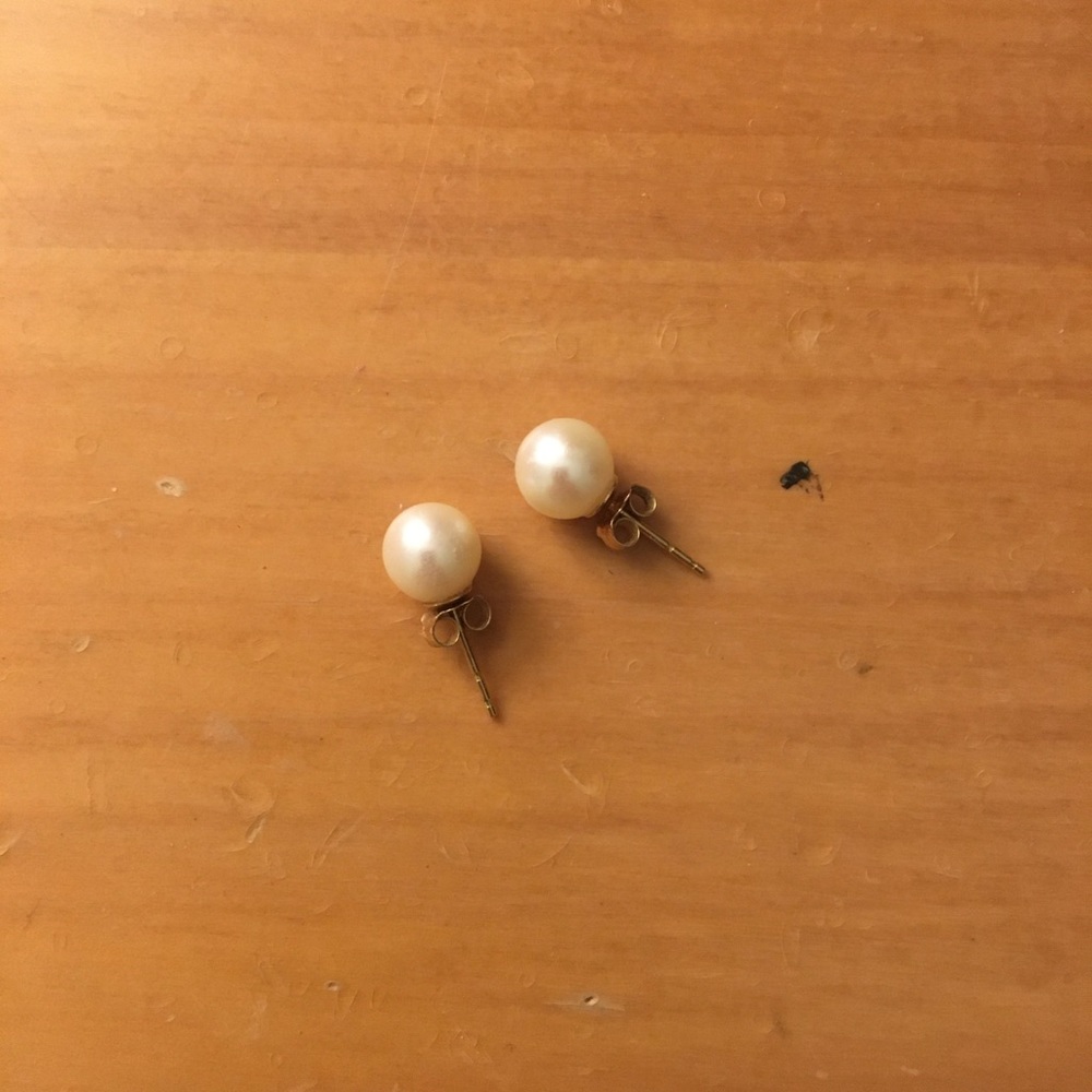 Zales Pearl Earrings